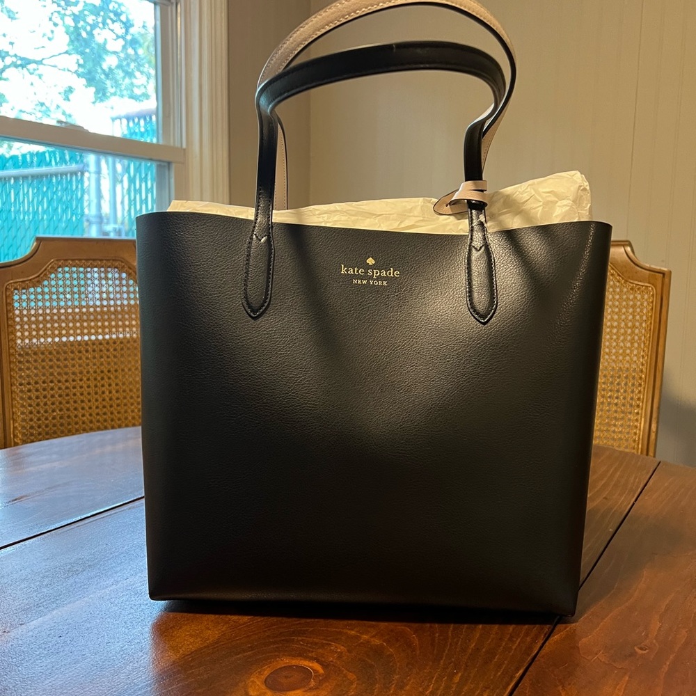 Kate spade Large Leather Reversible Tote NWT